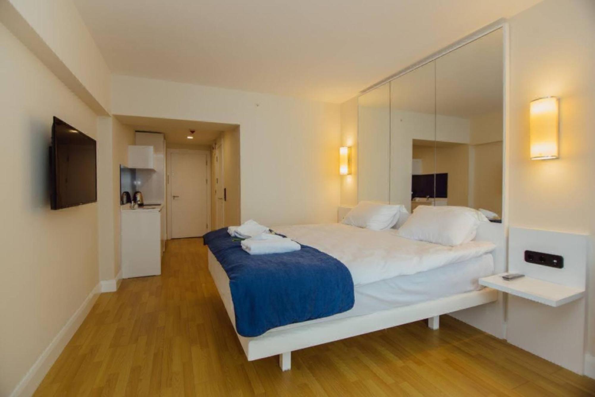 Relax And Unwind Premier Sea View Aparthotel In Batumi Exteriör bild