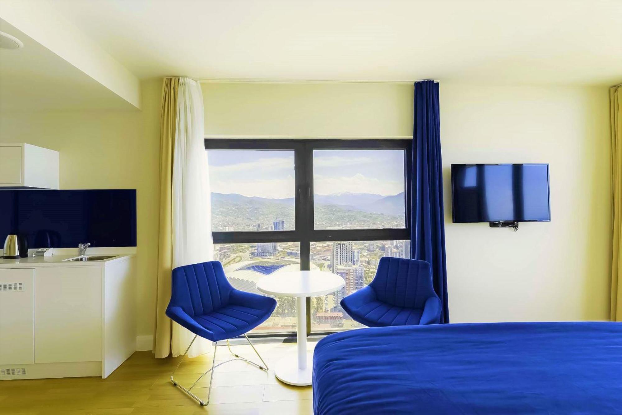 Relax And Unwind Premier Sea View Aparthotel In Batumi Exteriör bild
