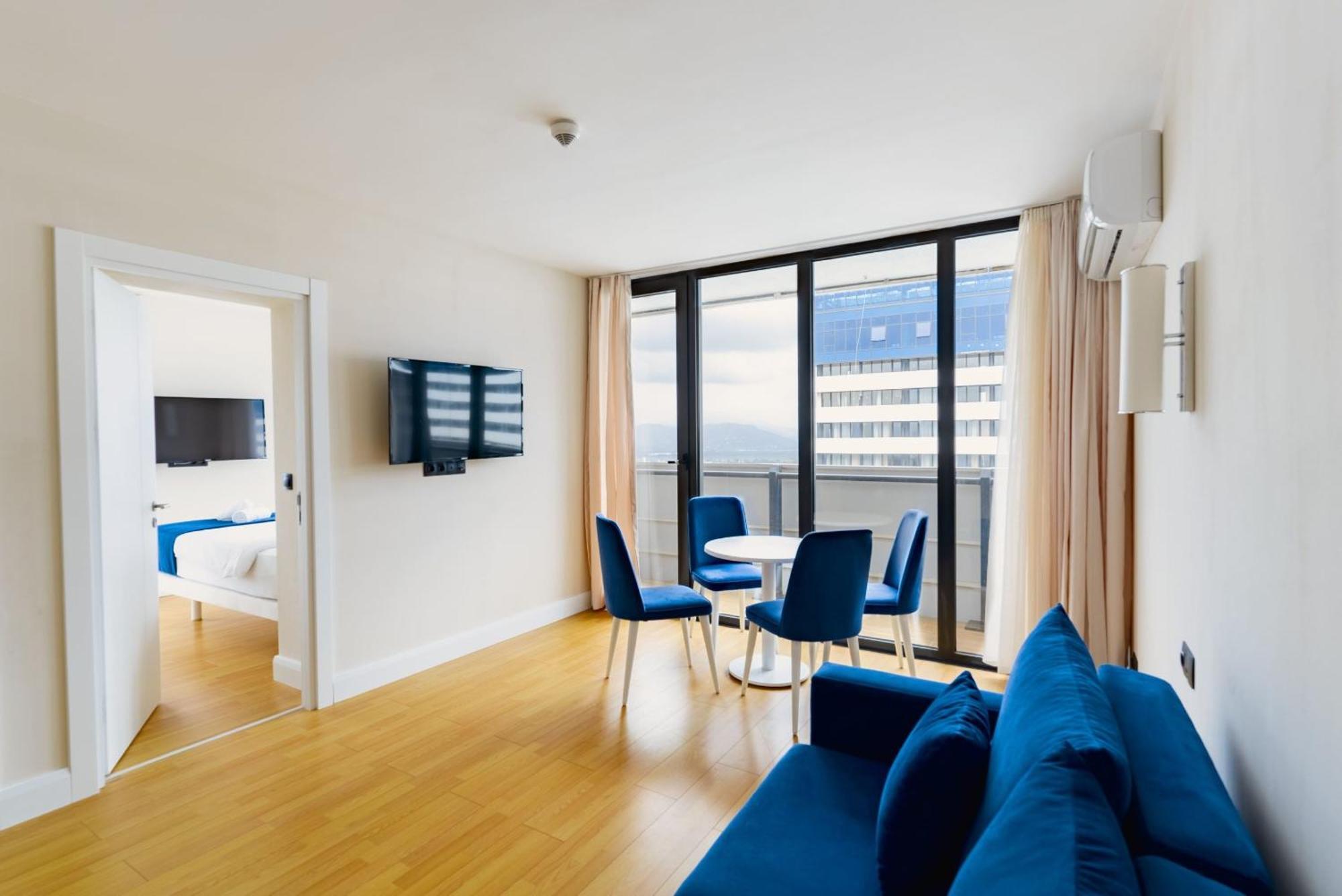 Relax And Unwind Premier Sea View Aparthotel In Batumi Exteriör bild